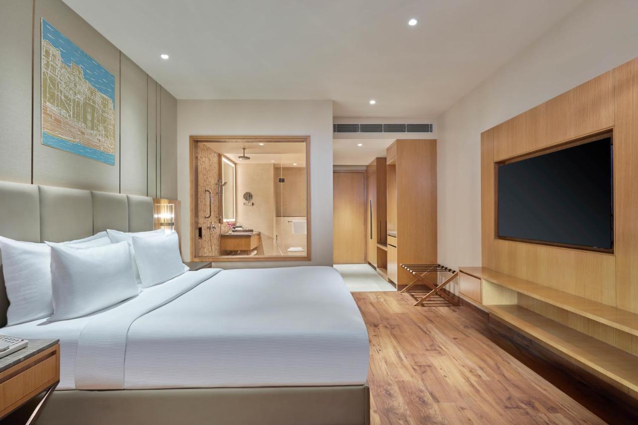 Doubletree By Hilton Hotel