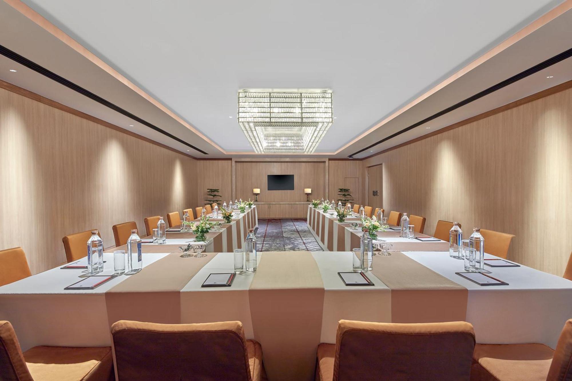Hotel Doubletree By Hilton 5*